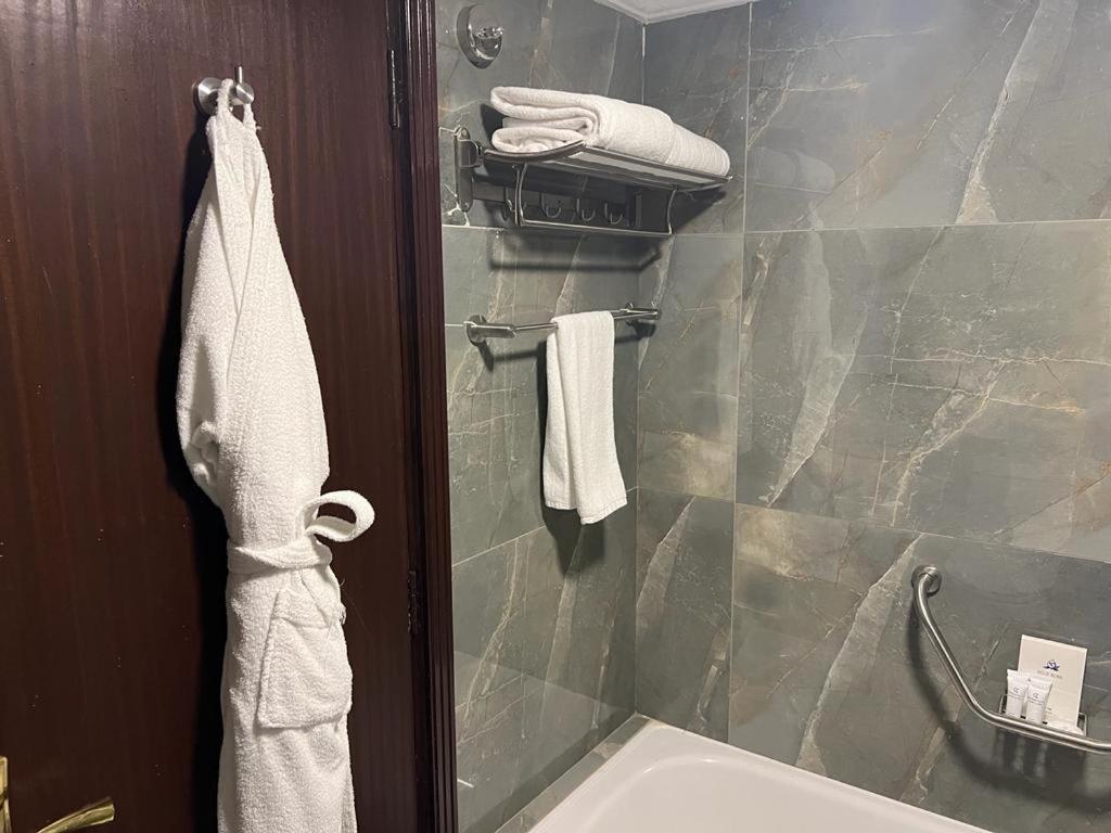 Al Ansar Golden Tulip Hotel Medina Luaran gambar