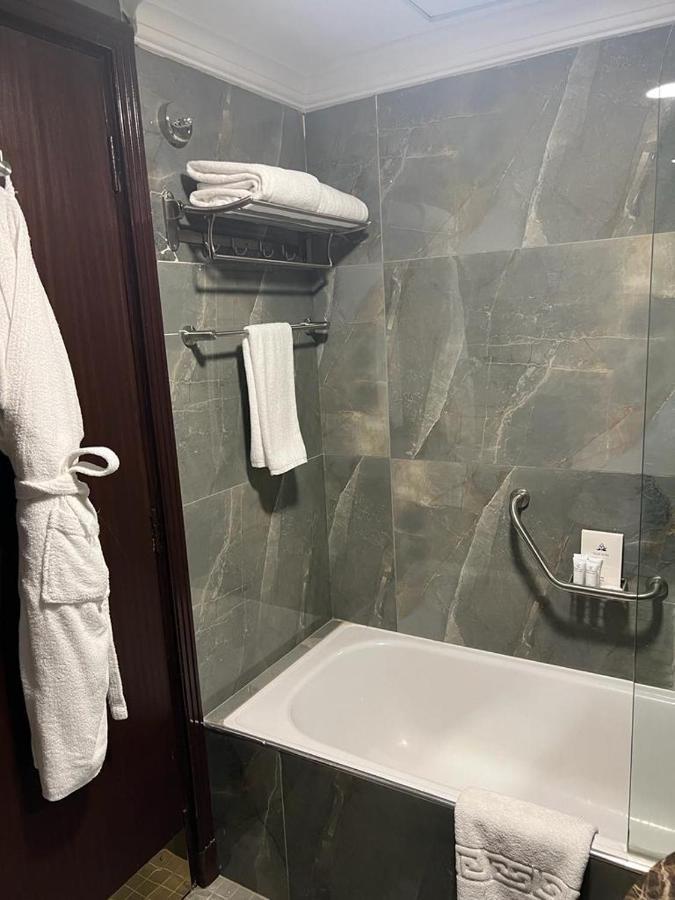 Al Ansar Golden Tulip Hotel Medina Luaran gambar