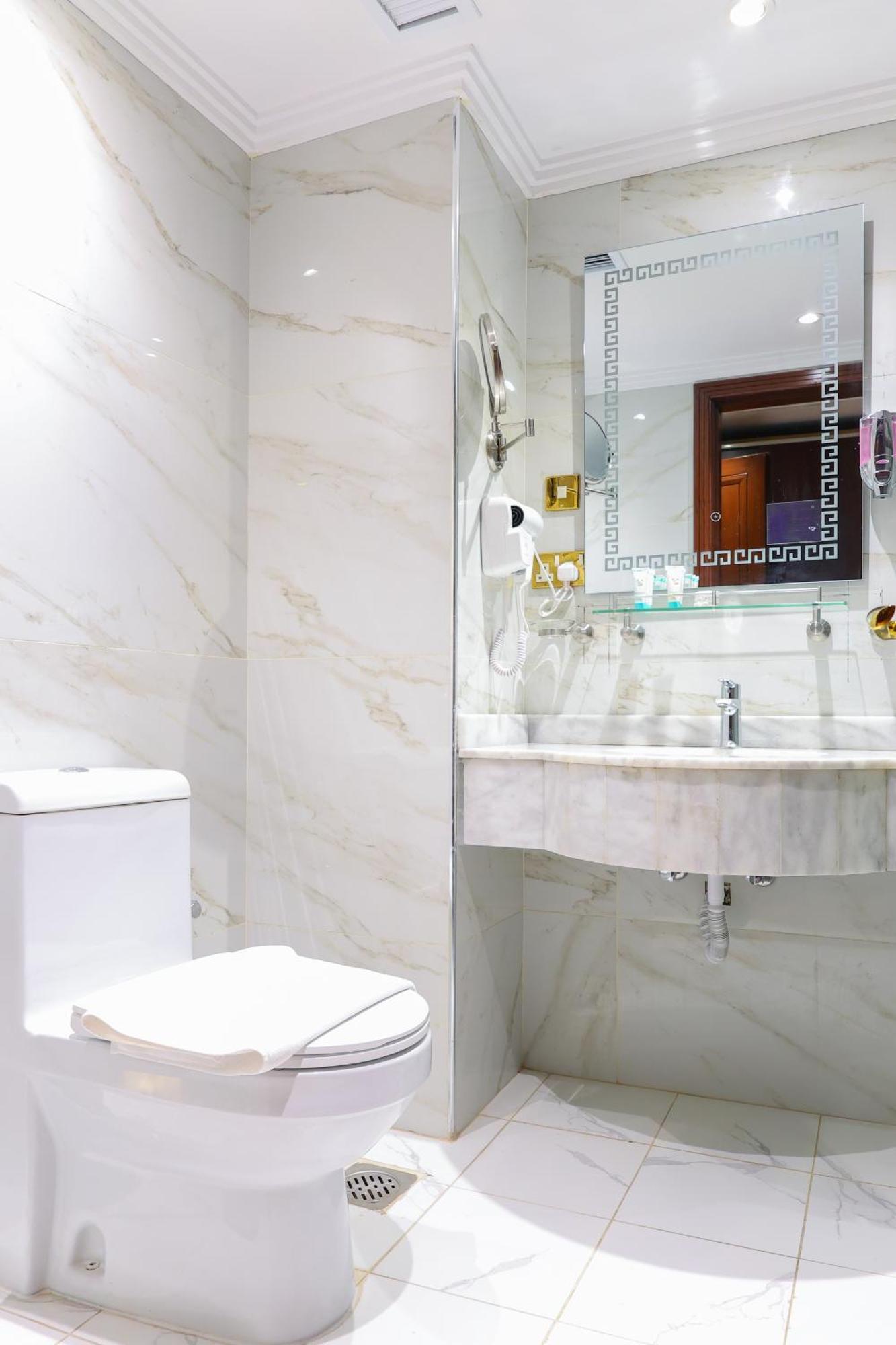 Al Ansar Golden Tulip Hotel Medina Luaran gambar